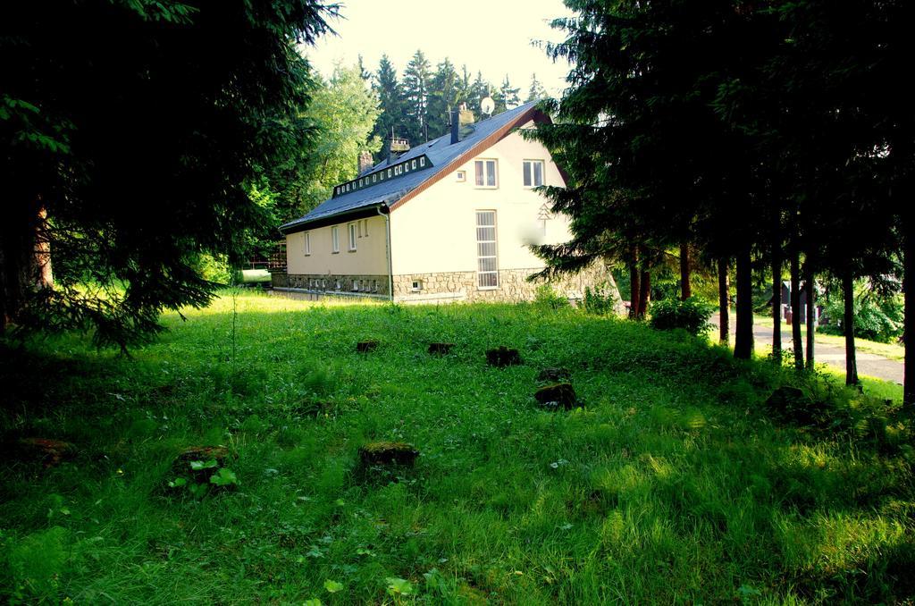 Penzion U Skritku Horni Becva Exterior photo